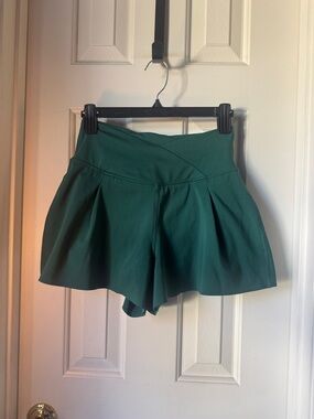 Yogalicious Lux Meredith Shorts